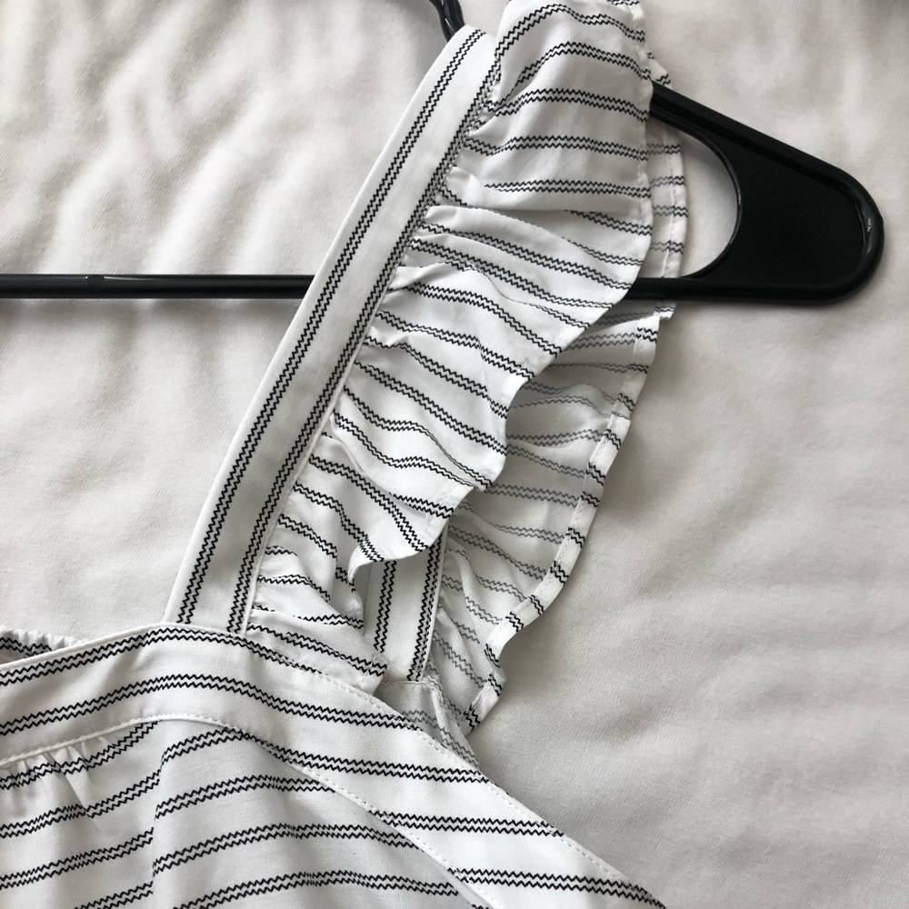 Loft Top - Picture 2 of 4